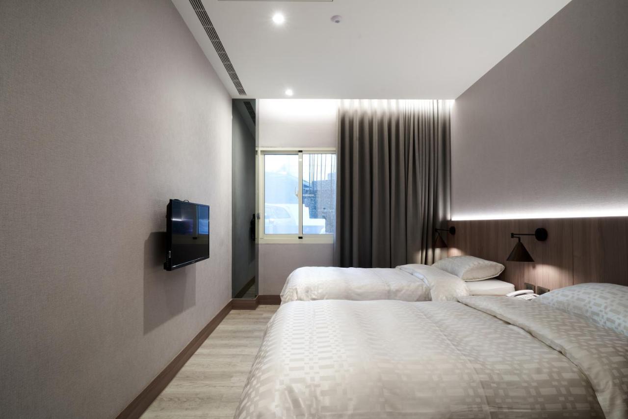 Yung An Business Hotel Dounan ภายนอก รูปภาพ