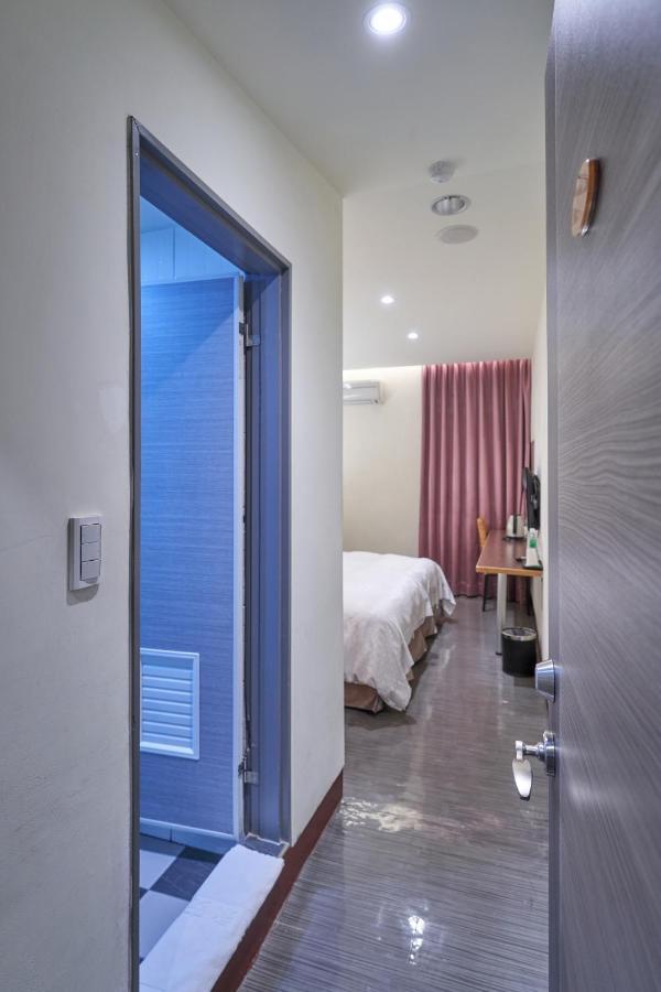 Yung An Business Hotel Dounan ภายนอก รูปภาพ
