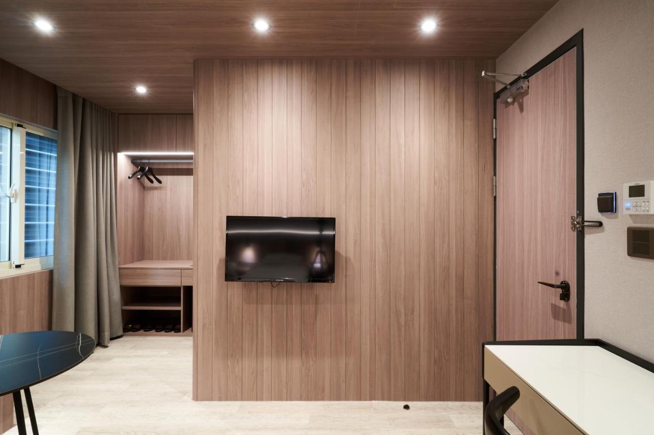 Yung An Business Hotel Dounan ภายนอก รูปภาพ